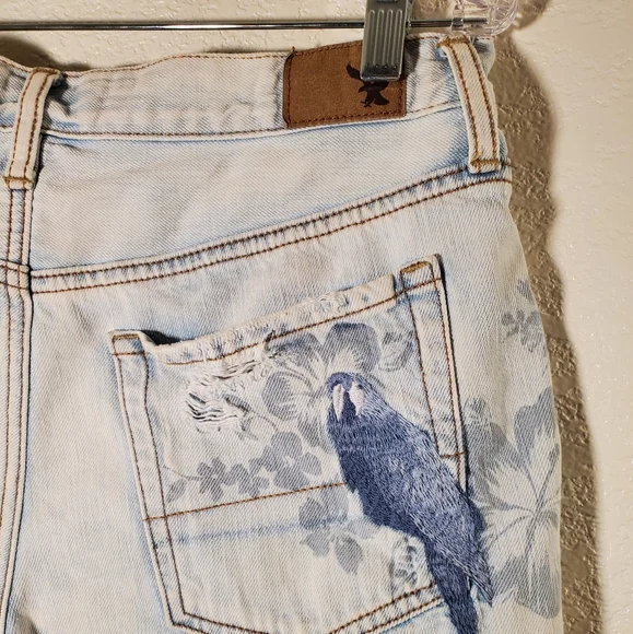 UniqueAmerican Eagle vintage high rise jean short - Picture 10 of 13
